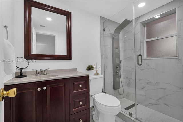 6095 W 18th Ave S107, Hialeah, FL 33012