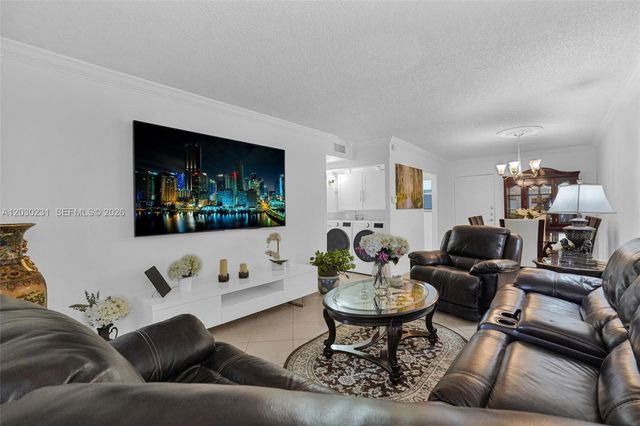 6095 W 18th Ave S107, Hialeah, FL 33012