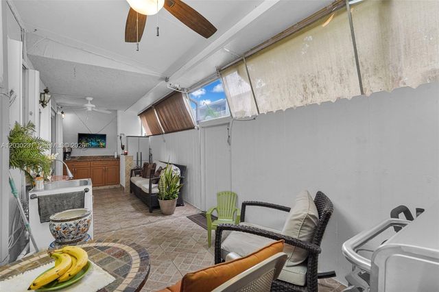 6095 W 18th Ave S107, Hialeah, FL 33012