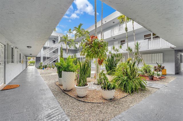 6095 W 18th Ave S107, Hialeah, FL 33012