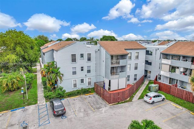 6095 W 18th Ave S107, Hialeah, FL 33012