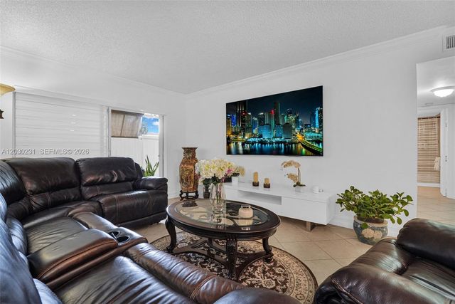 6095 W 18th Ave S107, Hialeah, FL 33012