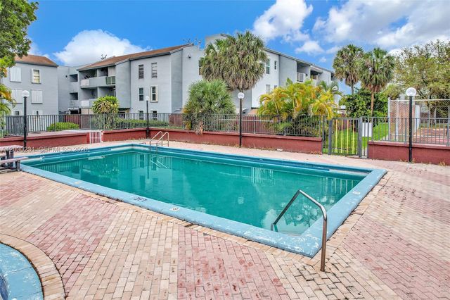 6095 W 18th Ave S107, Hialeah, FL 33012