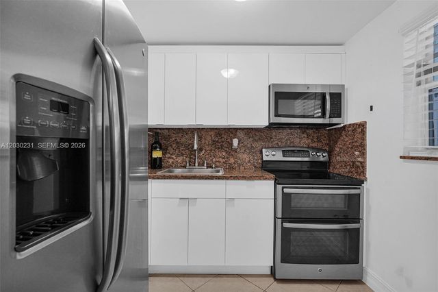 6095 W 18th Ave S107, Hialeah, FL 33012