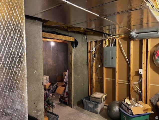 1542 W MYRTLEWOOD LN, South Jordan, UT 84095