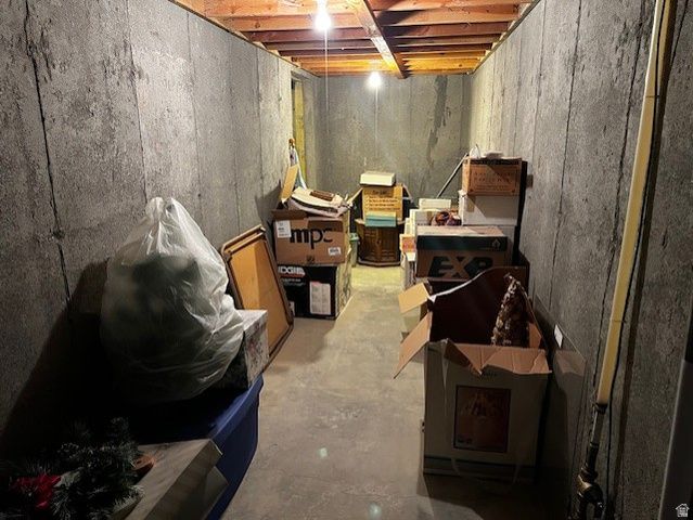 1542 W MYRTLEWOOD LN, South Jordan, UT 84095