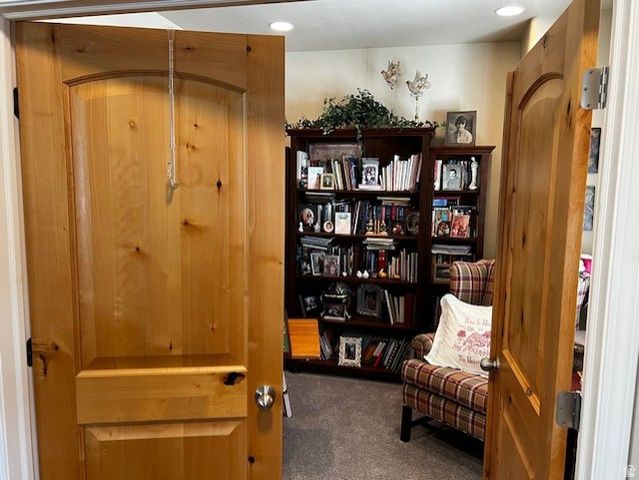 1542 W MYRTLEWOOD LN, South Jordan, UT 84095