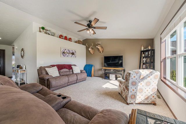 1411 MERA LANE, Kaukauna, WI 54130