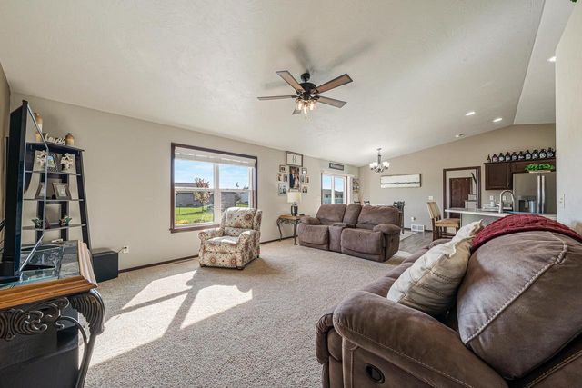 1411 MERA LANE, Kaukauna, WI 54130