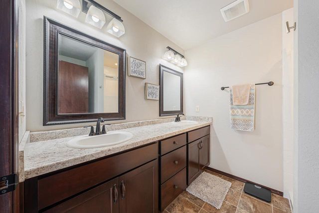 1411 MERA LANE, Kaukauna, WI 54130