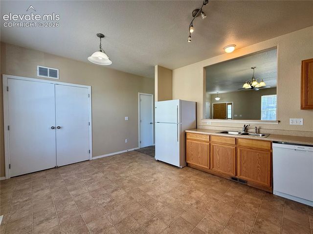 10586 Country Park Point, Fountain, CO 80817