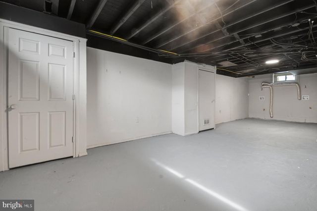 906 1ST ST, Baltimore, MD 21225