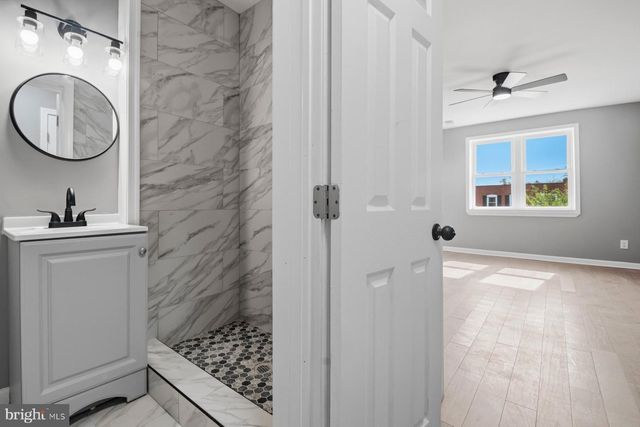 906 1ST ST, Baltimore, MD 21225