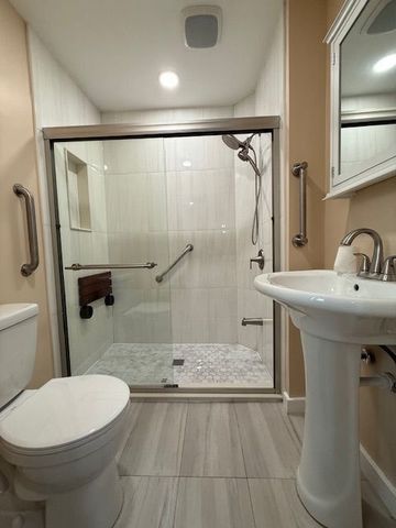 1012 Vine Street, Streamwood, IL 60107