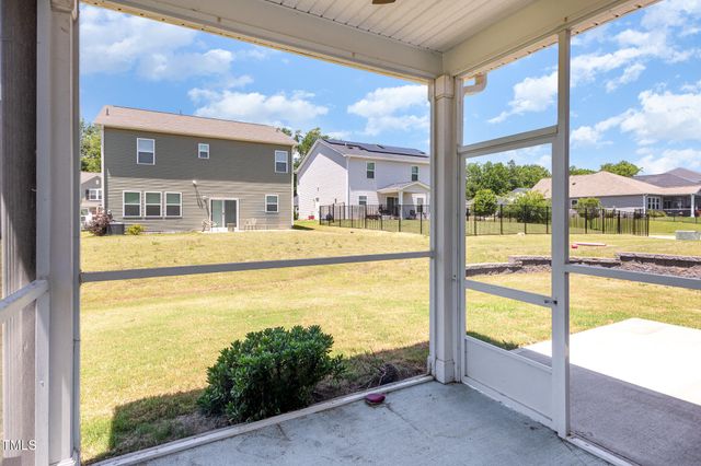 157 Willow Grove Lane, Fuquay Varina, NC 27526