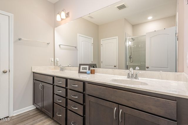 157 Willow Grove Lane, Fuquay Varina, NC 27526