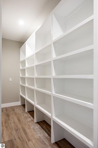 872 Vienna Way, Traverse City, MI 49696