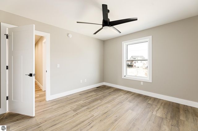 872 Vienna Way, Traverse City, MI 49696