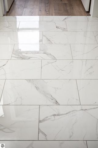 872 Vienna Way, Traverse City, MI 49696