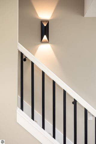 872 Vienna Way, Traverse City, MI 49696