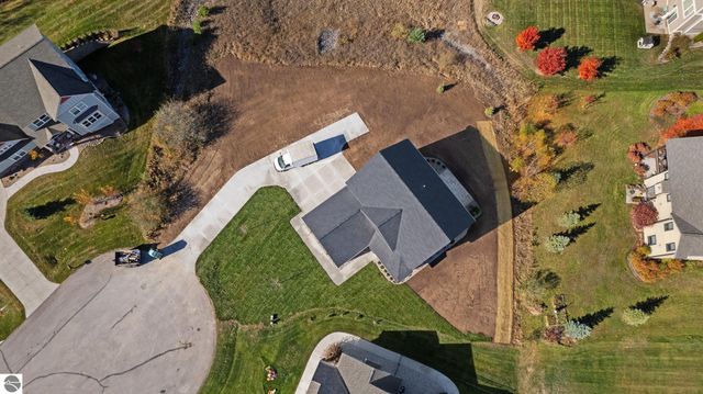 872 Vienna Way, Traverse City, MI 49696