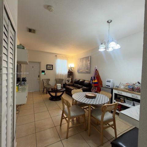 17820 NW 73rd Avenue 1031, Hialeah, FL 33015
