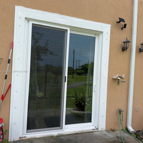 17820 NW 73rd Avenue 1031, Hialeah, FL 33015