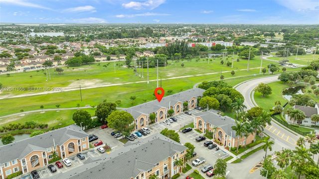 17820 NW 73rd Avenue 1031, Hialeah, FL 33015