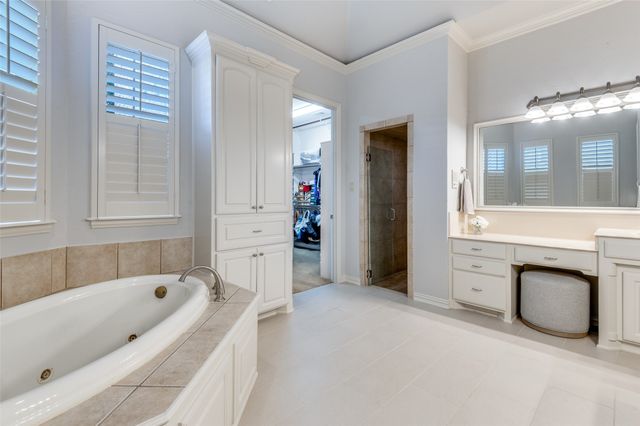 1024 Merlot Drive, Southlake, TX 76092