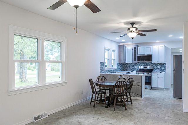 1696 DAVIS Avenue, Erie, PA 16509