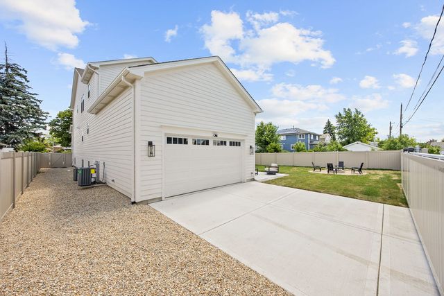 4510 Raymond Avenue, Brookfield, IL 60513