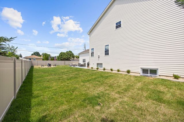 4510 Raymond Avenue, Brookfield, IL 60513