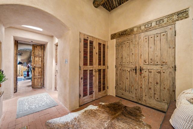 50 Vuelta Maria A and B, Santa Fe, NM 87506