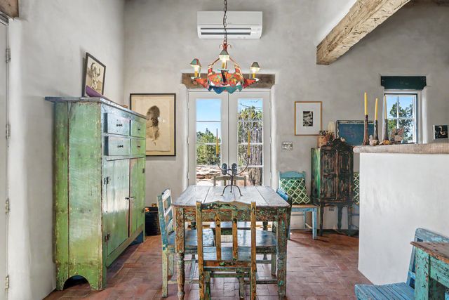 50 Vuelta Maria A and B, Santa Fe, NM 87506