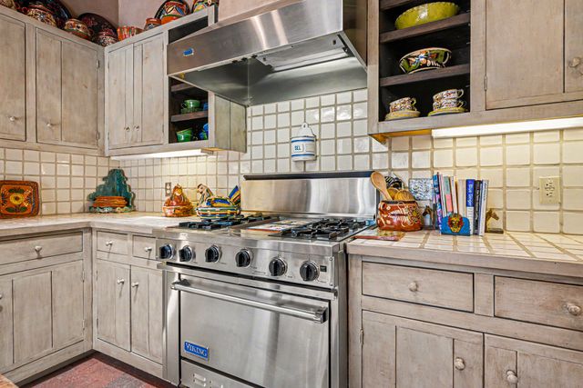 50 Vuelta Maria A and B, Santa Fe, NM 87506