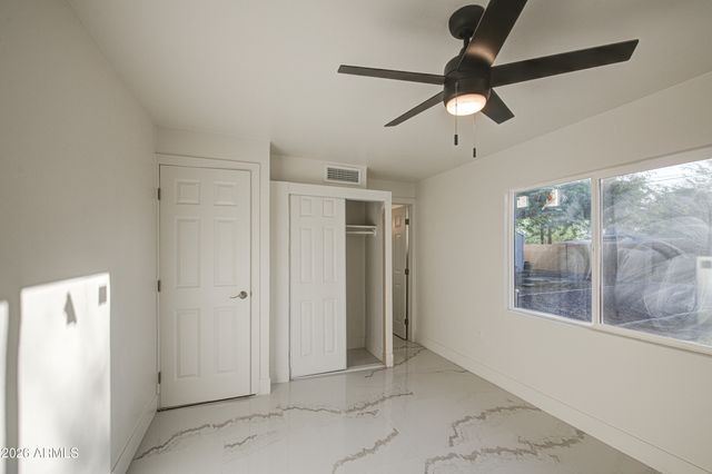 1648 N 38TH Drive, Phoenix, AZ 85009