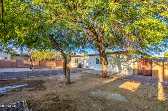 1648 N 38TH Drive, Phoenix, AZ 85009