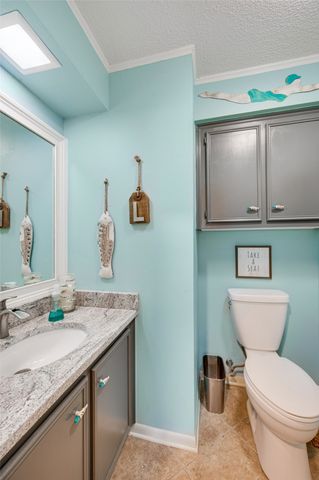 536 Wildewood Drive, Chandler, TX 75758
