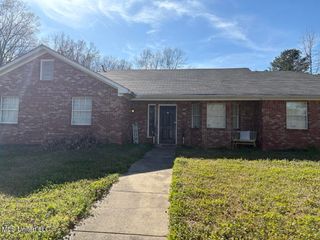 1475 Lorance Road, Clinton, MS 39056