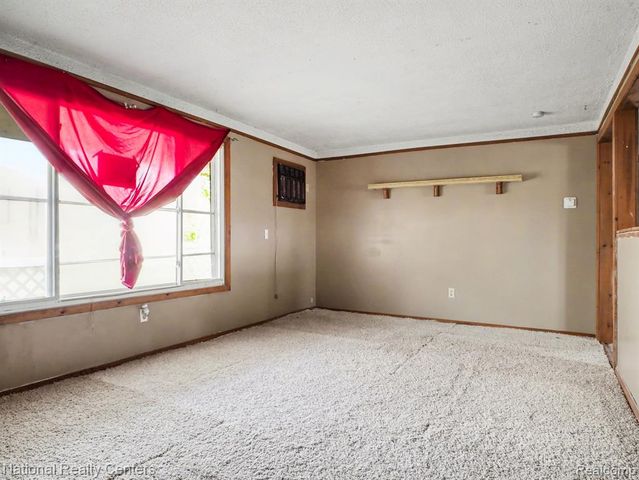 14243 Seymour Road, Montrose, MI 48457
