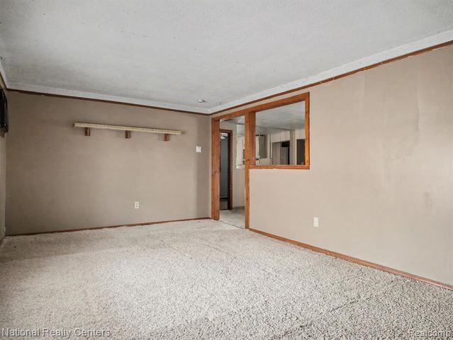 14243 Seymour Road, Montrose, MI 48457