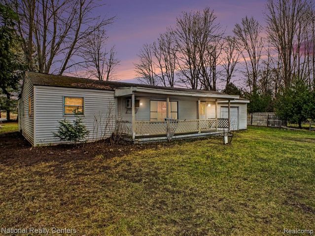 14243 Seymour Road, Montrose, MI 48457
