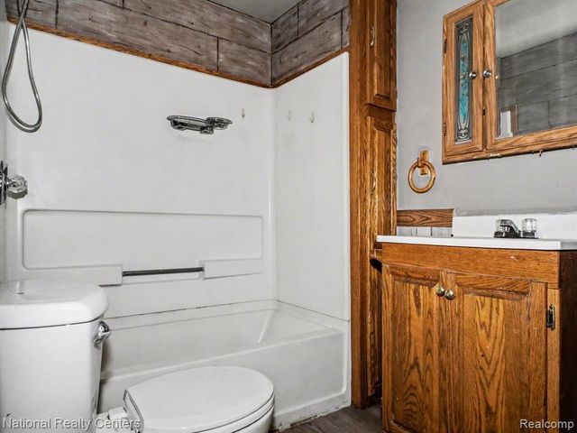 14243 Seymour Road, Montrose, MI 48457