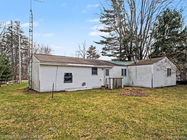 14243 Seymour Road, Montrose, MI 48457