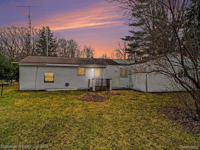 14243 Seymour Road, Montrose, MI 48457