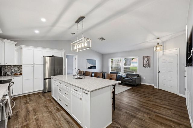 221 ARBOR DRIVE W, Palm Harbor, FL 34683