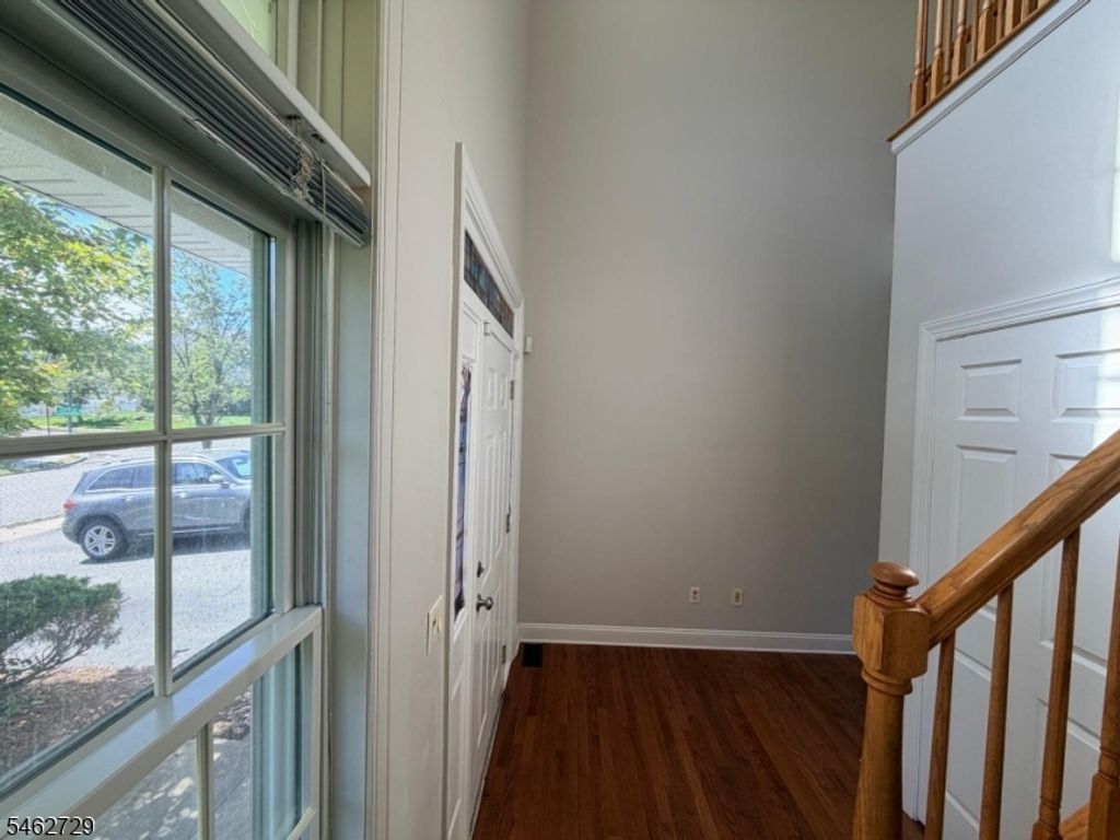 209 Raymound Blvd, Parsippany-troy Hills Twp., NJ 07054 — photo 2