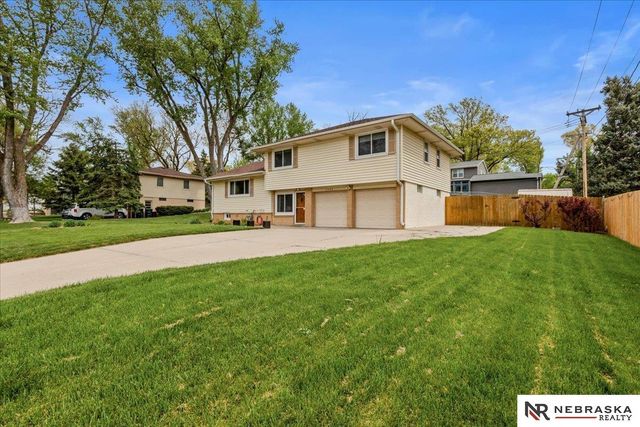 3409 S 108 Street, Omaha, NE 68144