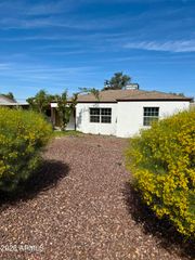 1712 W WELDON Avenue, Phoenix, AZ 85015