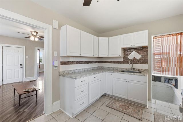 5450 Dresden Avenue, St Louis, MO 63116